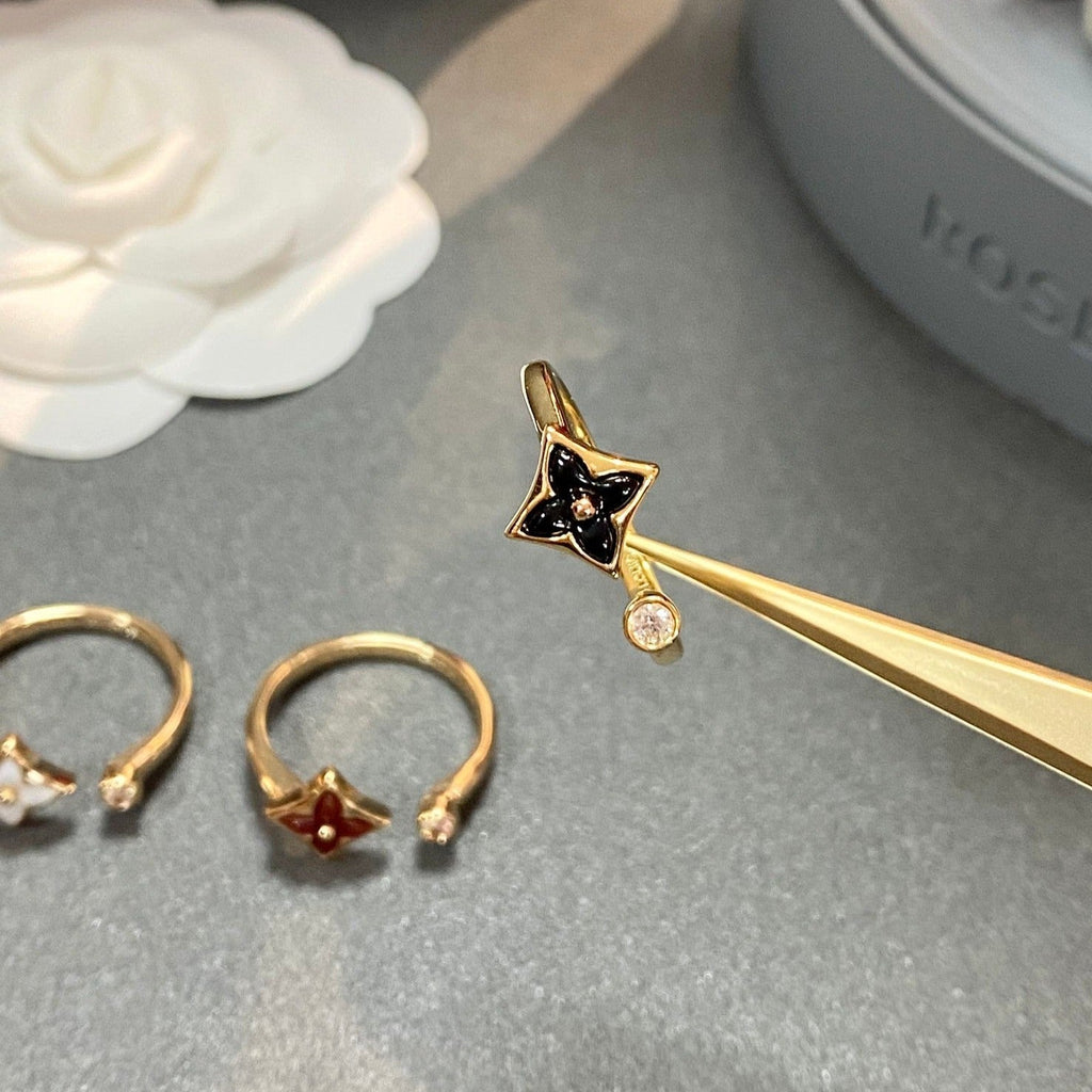 LOUIS VUITTON STAR 1 DIAMOND OPEN RING