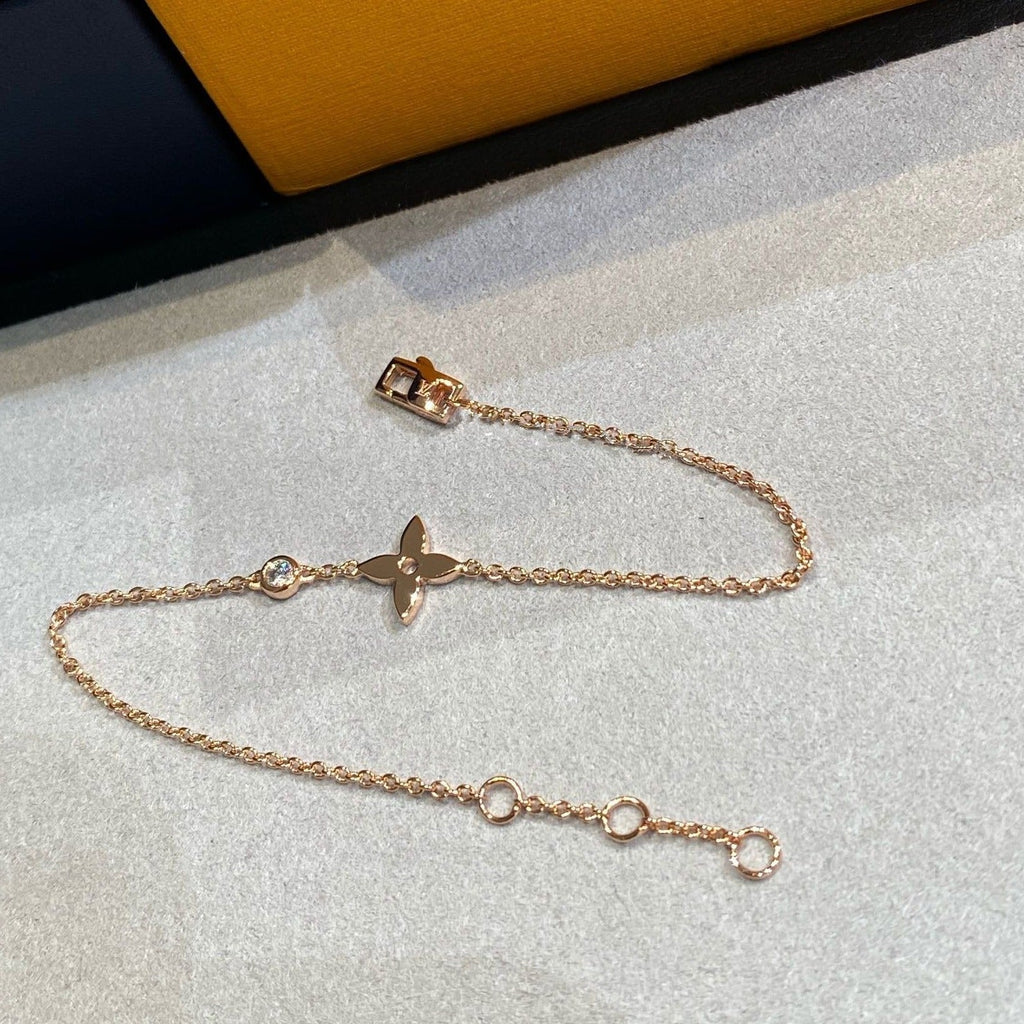 LOUIS VUITTON STAR DIAMOND PINK GOLD BRACELET