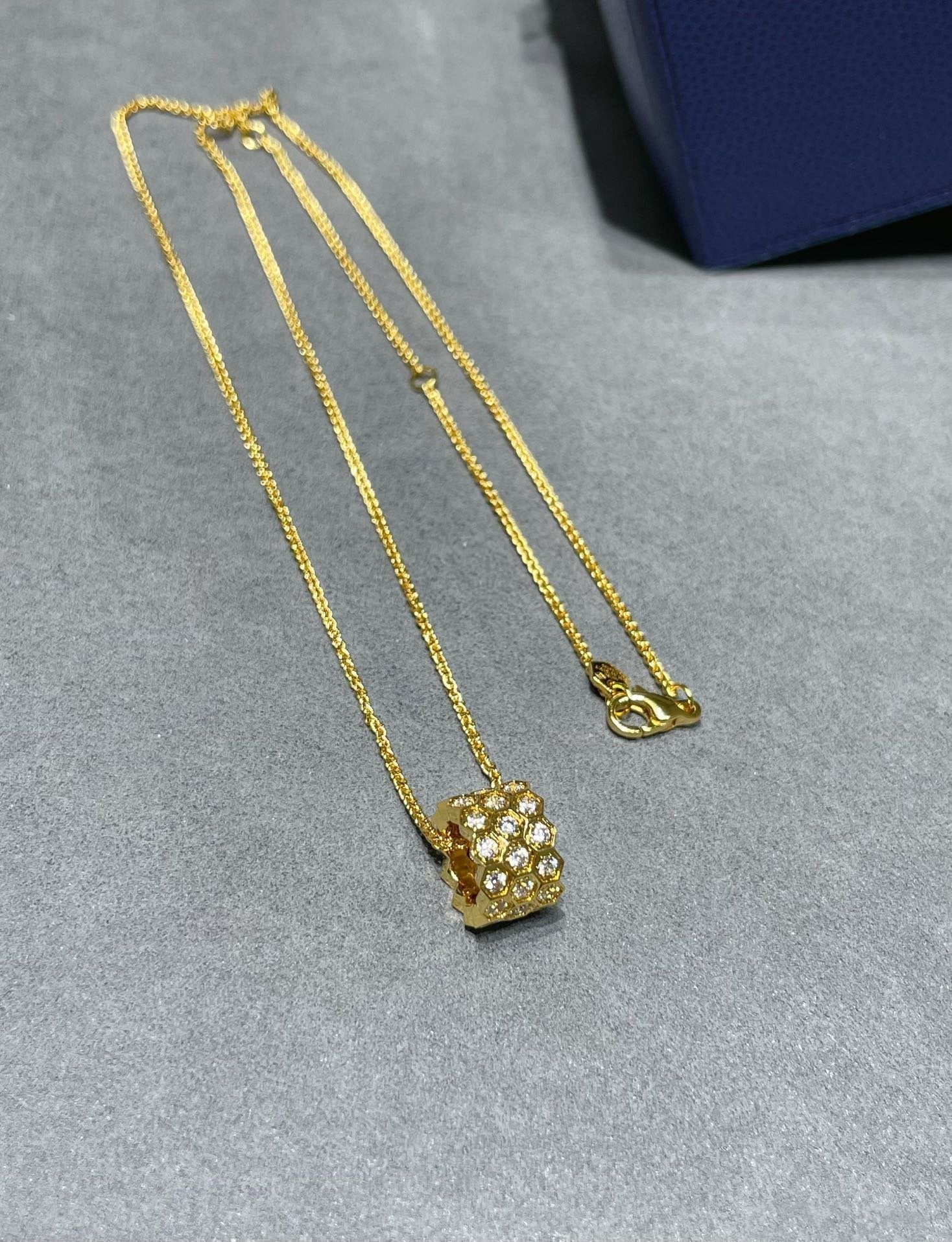 CHAUMET BEE LOVE DIAMOND PAVED 3 ROW NECKLACE