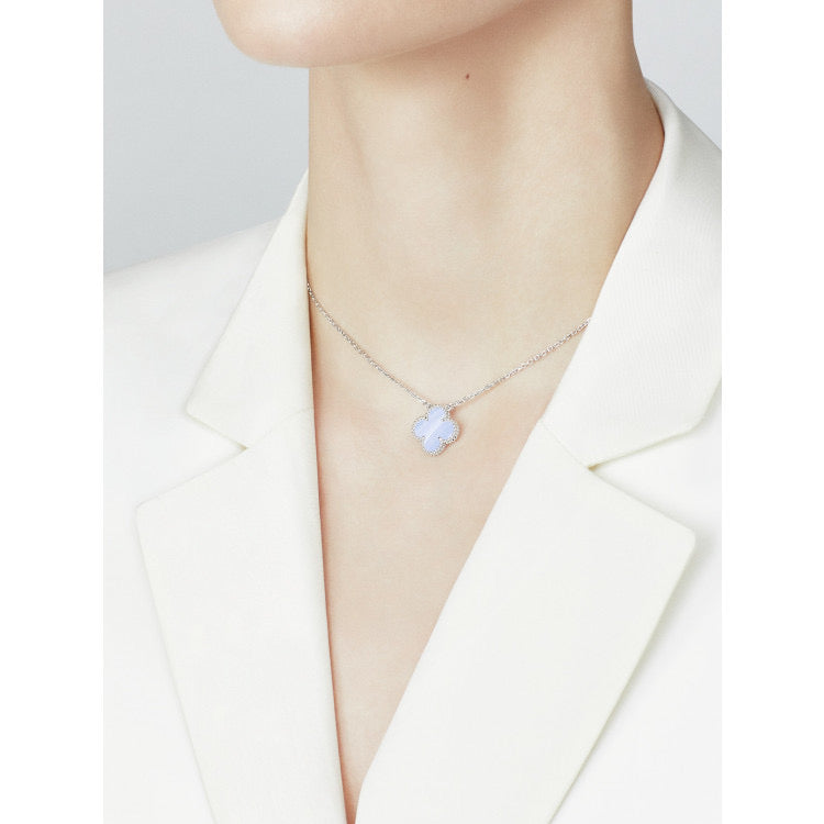 VCA CLOVER 15MM BLUE CHALCEDONY NECKLACE SILVER
