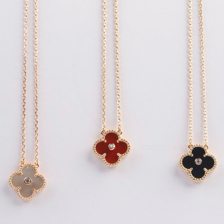 VCA CLOVER 15MM DIAMOND CARNELIAN NECKLACE