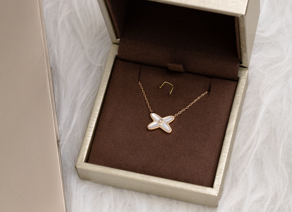 CHAUMET JEUX DE NECKLACE 1 DIAMOND